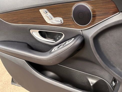 Used 2018 Mercedes-Benz C 300 Sedan image 28