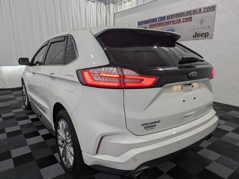 Used 2020 Ford Edge Titanium w/ Equipment Group 301A AWD/4WD image 9