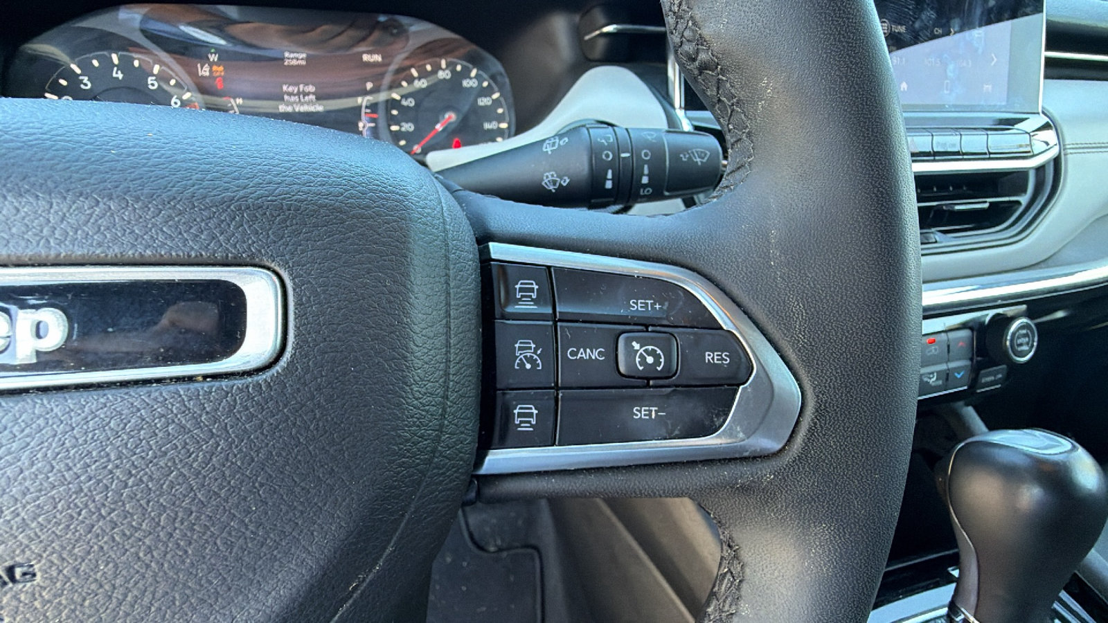 Used 2024 Jeep Compass Limited AWD/4WD image 27