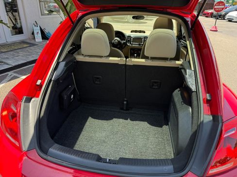 Used 2013 Volkswagen Beetle 2.0T FWD image 19