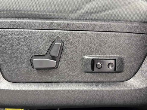 Used 2018 RAM 1500 Big Horn image 21