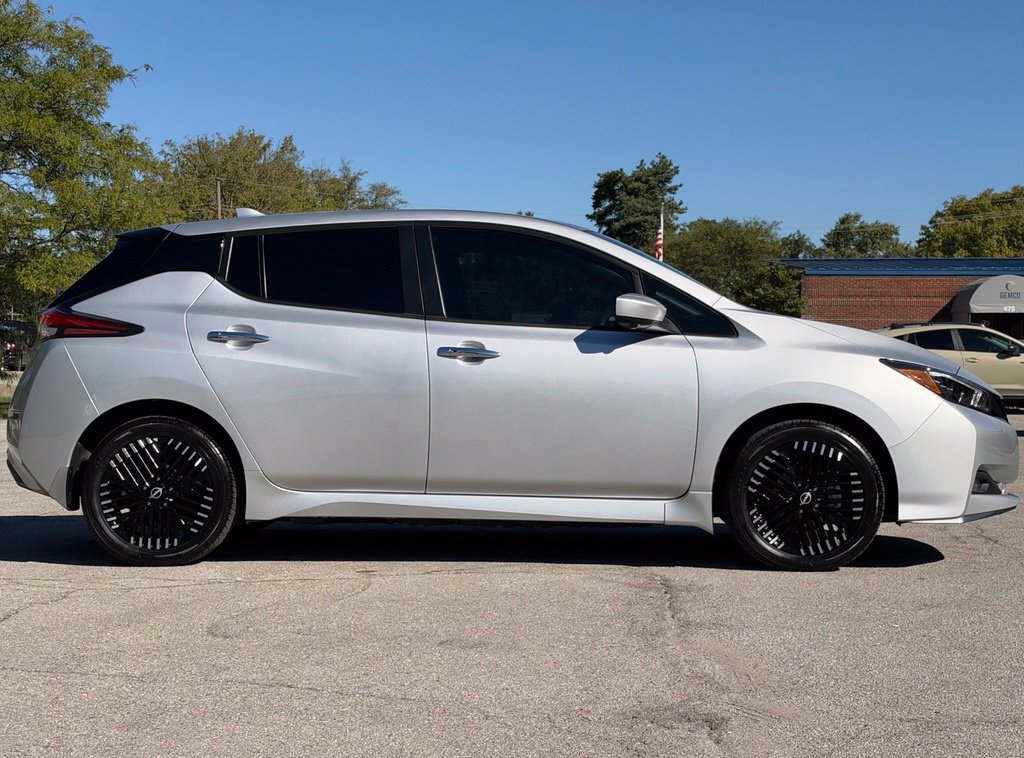 Used 2024 Nissan Leaf SV Plus FWD image 6