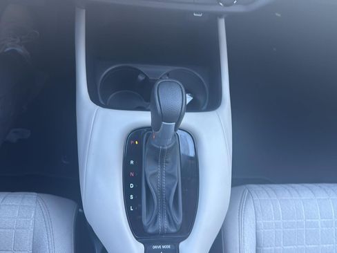 Used 2025 Honda HR-V LX image 20