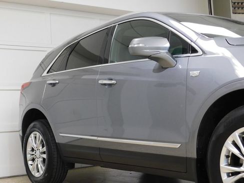 Used 2020 Cadillac XT5 Premium Luxury AWD/4WD image 18