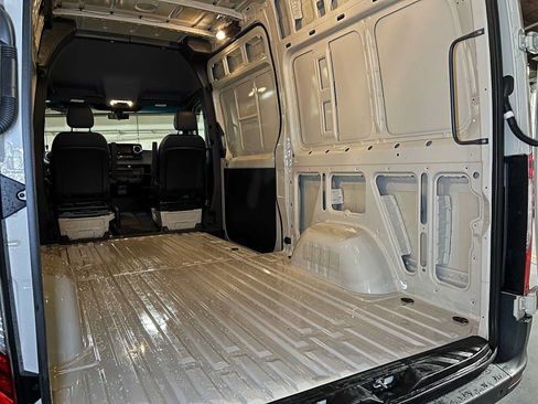 Used 2026 Mercedes-Benz Sprinter 2500 image 20