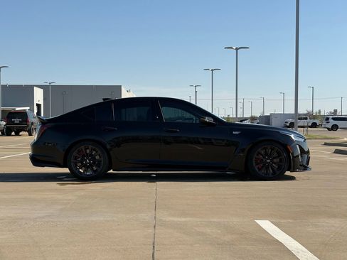 Certified 2024 Cadillac CT5 V Blackwing w/ Carbon Fiber Package 2 image 8