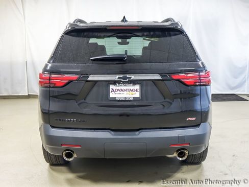 Used 2023 Chevrolet Traverse RS w/ LPO, Floor Liner Package AWD/4WD image 6