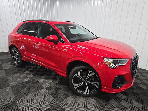 Used 2023 Audi Q3 2.0T Premium Plus AWD/4WD image 7