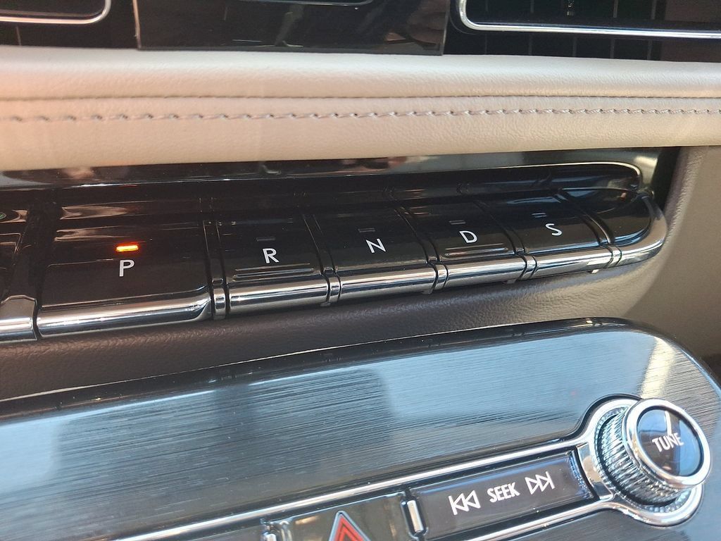 Certified 2023 Lincoln Nautilus Reserve AWD/4WD image 15