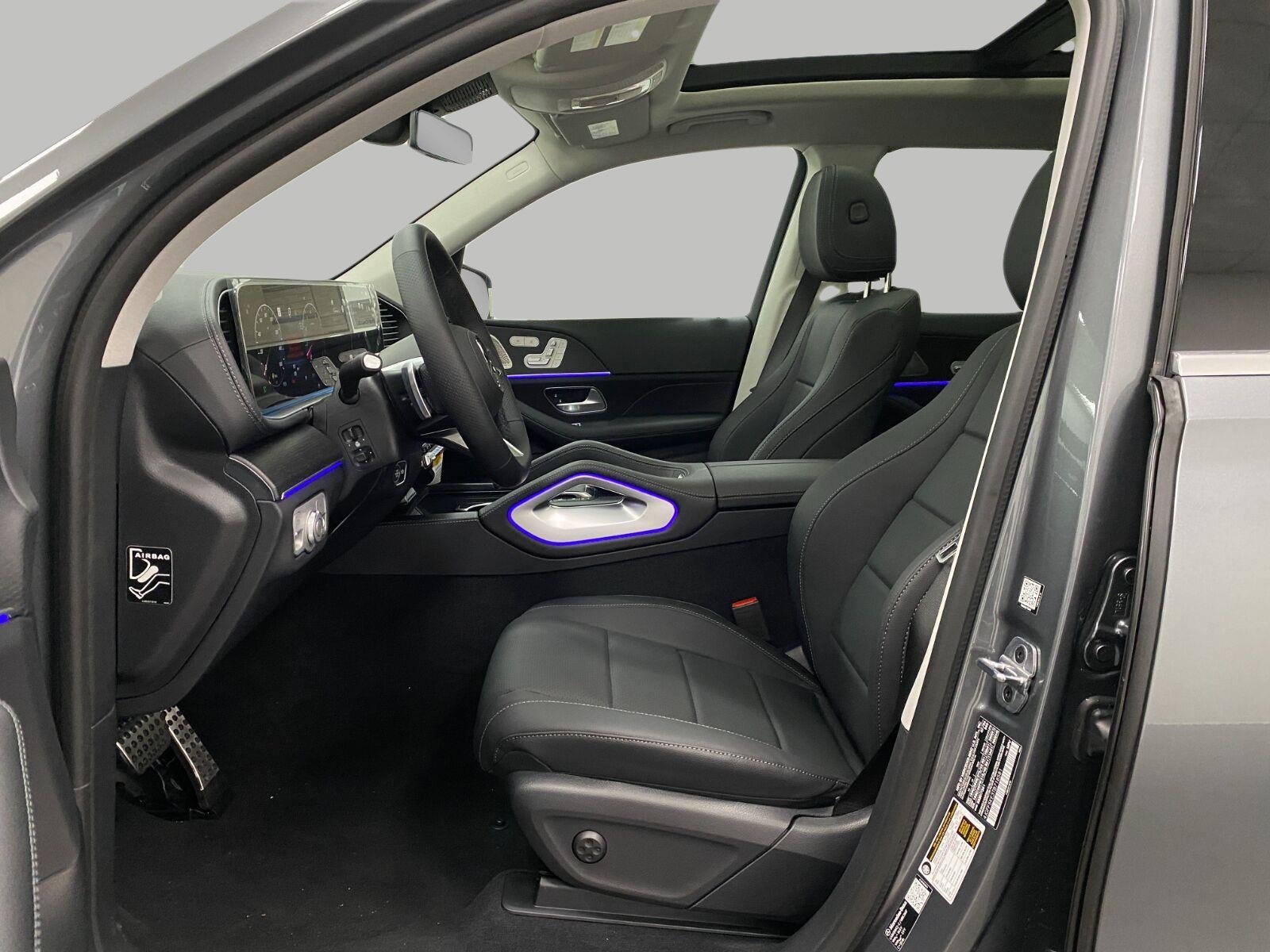 New 2026 Mercedes-Benz GLS 450 4MATIC image 33