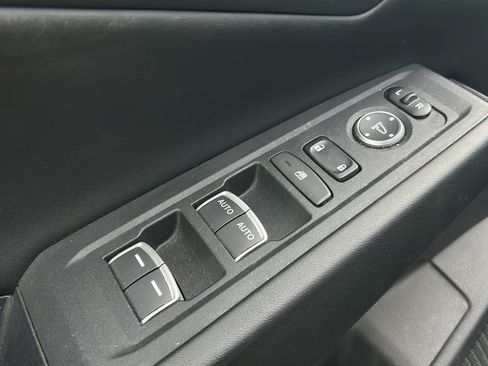 Used 2023 Honda Accord EX image 10