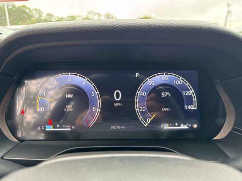 Certified 2024 Jeep Grand Cherokee L Laredo image 27