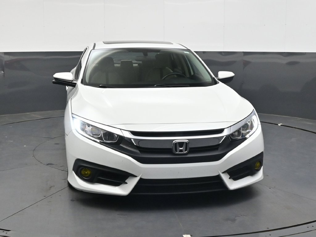 Certified 2018 Honda Civic EX-T image 9