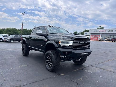Used 2024 RAM 2500 Laramie w/ Sport Appearance Package AWD/4WD image 5