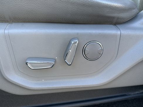 Used 2017 Ford F150 Lariat image 12