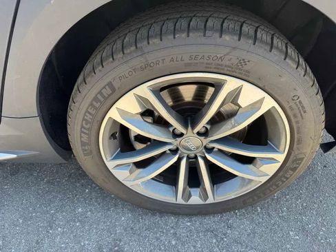 Used 2019 Audi A4 2.0T allroad Premium Plus w/ Premium Plus Package AWD/4WD image 7