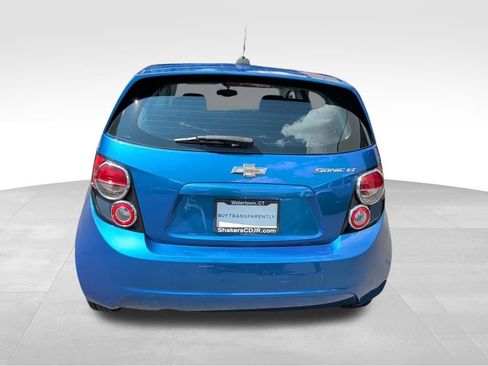 Used 2016 Chevrolet Sonic LT FWD image 4