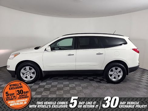 Used 2010 Chevrolet Traverse LT w/ Personal Connectivity Package image 6