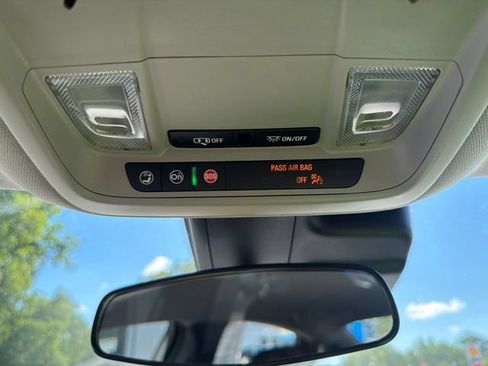 Used 2025 Chevrolet Malibu LT FWD image 25