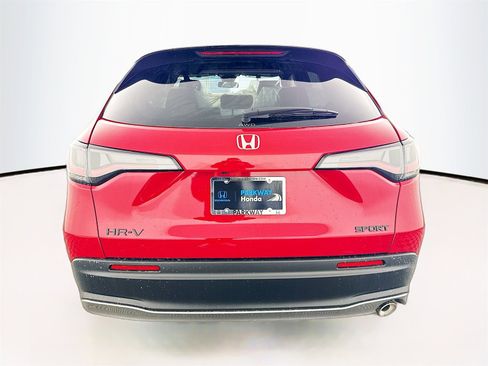 New 2026 Honda HR-V Sport image 5