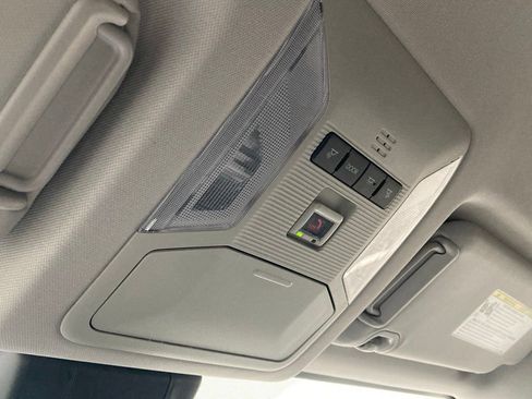 Certified 2025 Toyota RAV4 XLE FWD image 29