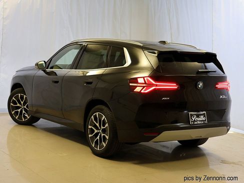 New 2026 BMW X3 xDrive30 w/ Premium Package image 9