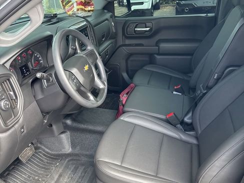 Used 2026 Chevrolet Silverado 1500 W/T w/ WT Value Package image 5