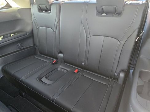 Certified 2026 INFINITI QX60 Luxe w/ Cargo Package image 19