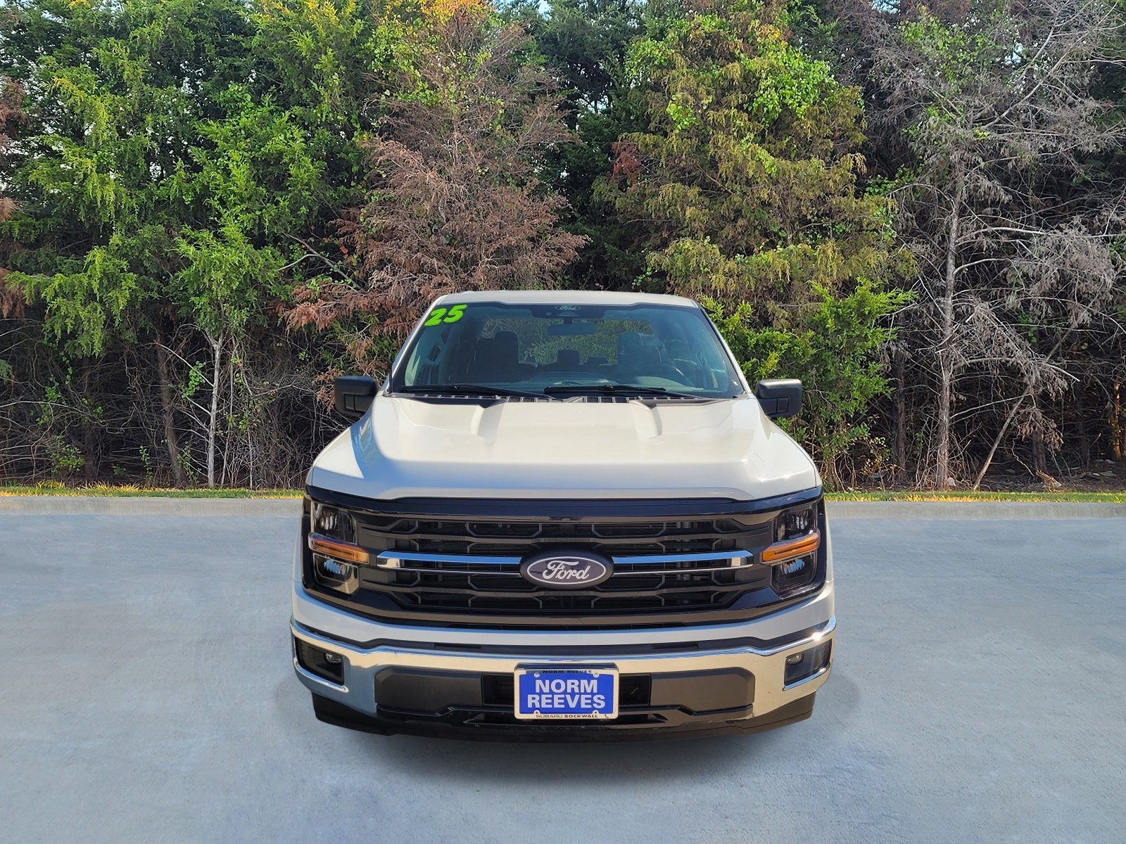 Used 2025 Ford F150 XLT RWD image 2