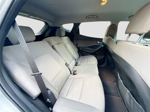 Used 2018 Hyundai Santa Fe Sport image 26