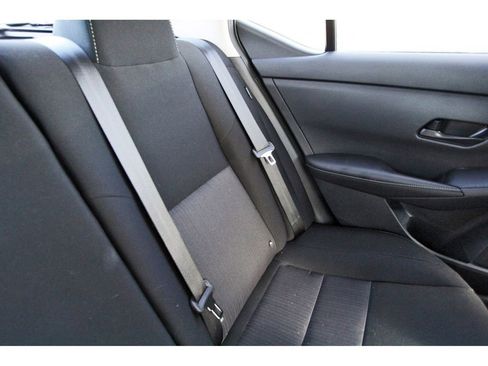 Used 2025 Nissan Sentra SV FWD image 12