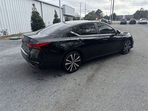 Used 2021 Nissan Altima 2.0 SR image 5