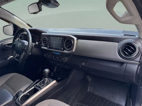 Used 2023 Toyota Tacoma TRD Sport image 24