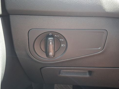 Certified 2020 Volkswagen Tiguan S AWD/4WD image 22