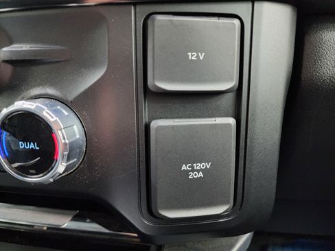 Used 2025 Ford F350 Lariat w/ Lariat Ultimate Package image 56