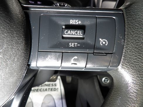 Used 2021 Nissan Rogue S AWD/4WD image 15