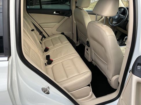 Used 2016 Volkswagen Tiguan SEL image 14