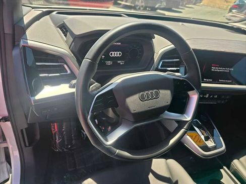 Used 2024 Audi Q4 e-tron Prestige AWD/4WD image 27