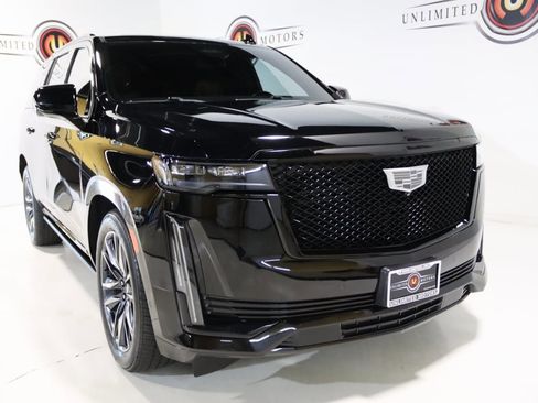 Used 2022 Cadillac Escalade Sport w/ Touring Package image 27