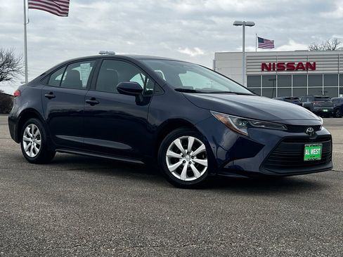 Used 2024 Toyota Corolla LE image 1