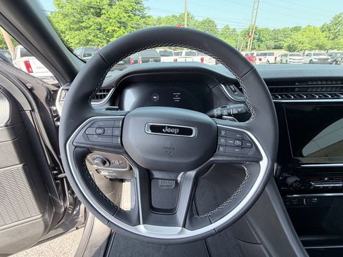 New 2026 Jeep Grand Cherokee L Laredo RWD image 11