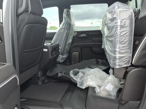 New 2026 GMC Sierra 2500 AT4X AWD/4WD image 15