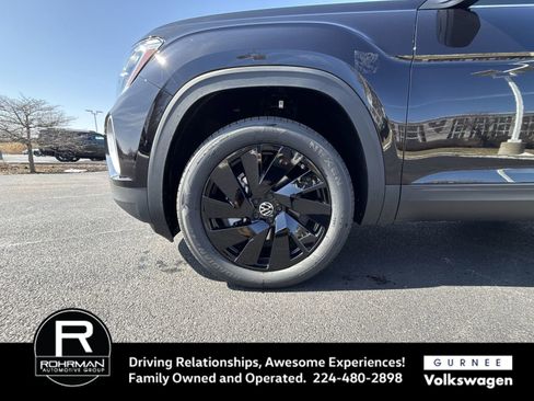 New 2026 Volkswagen Atlas SE AWD/4WD image 11