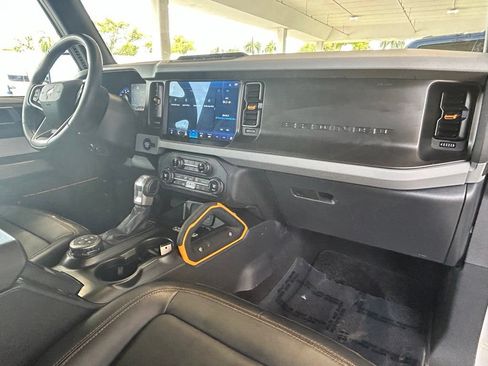Used 2023 Ford Bronco Badlands AWD/4WD image 27