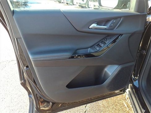 New 2026 Chevrolet Equinox LT w/ LPO, Floor Liner Package image 12