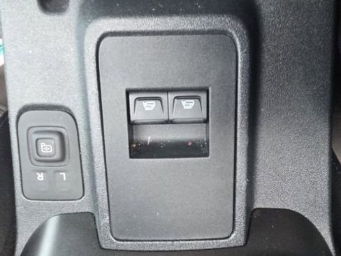 Used 2022 Ford Bronco Wildtrak image 34