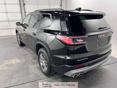 Used 2025 GMC Acadia Elevation FWD image 6