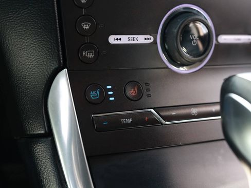 Used 2016 Ford Edge Titanium w/ Equipment Group 302A FWD image 33