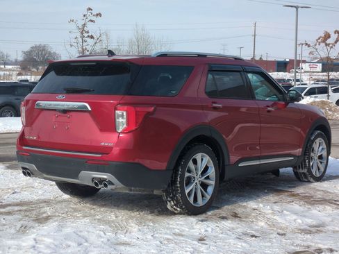 Used 2023 Ford Explorer Platinum w/ Equipment Group 601A image 8