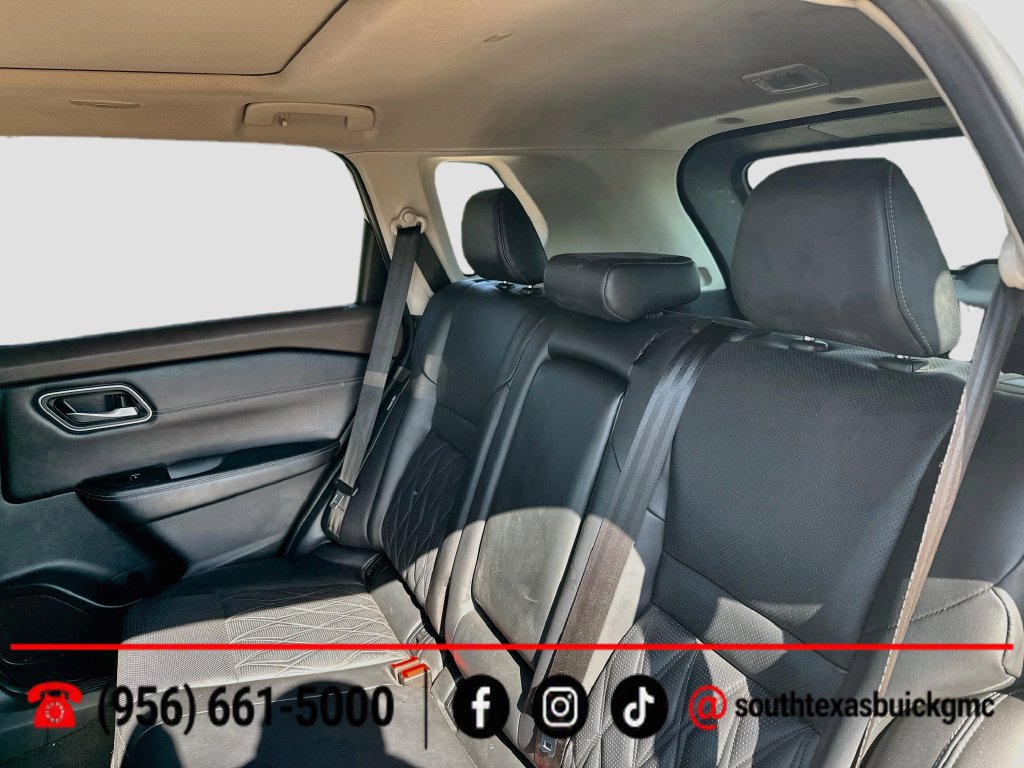 Used 2023 Nissan Rogue Platinum w/ Platinum Premium Package FWD image 25